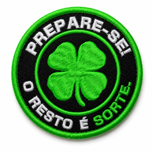 PATCH BORDADO O RESTO E SORTE - 8X8 CM