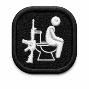 MINI PATCH BORDADO SH*T HAPPENS - 5X5 CM